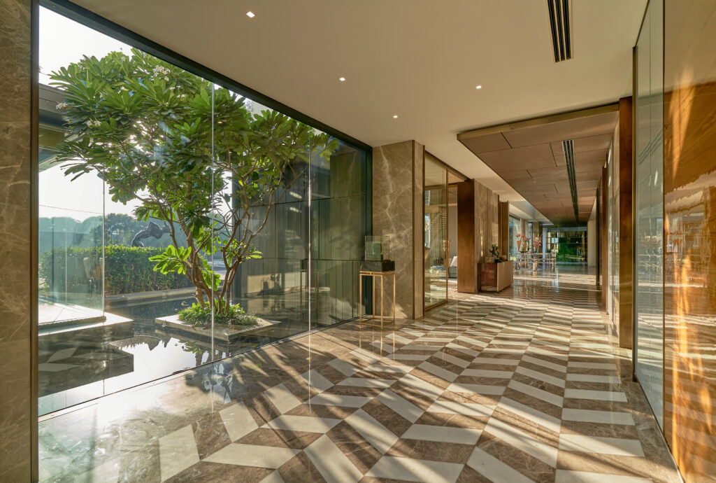 Picture of Glass Ceilings & Floor-to-Ceiling Windows: Interior Redefined – ALCOI India