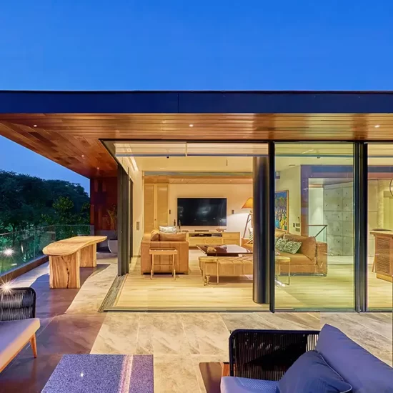 Monochrome House ALCOI Project