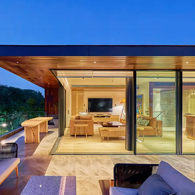 Monochrome House ALCOI Project