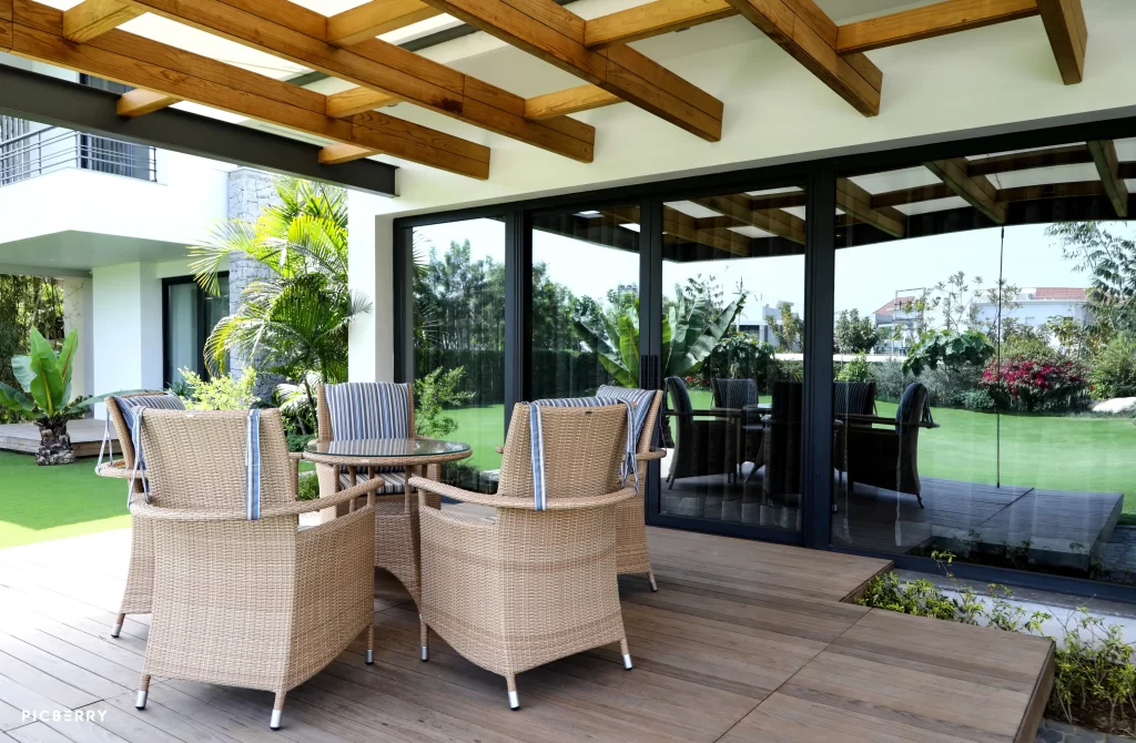 Aluminium vs. Steel Doors